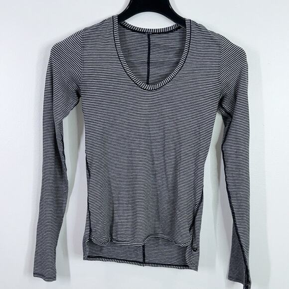 Lululemon Circadian long sleeve casual top size 2 - Picture 2 of 5